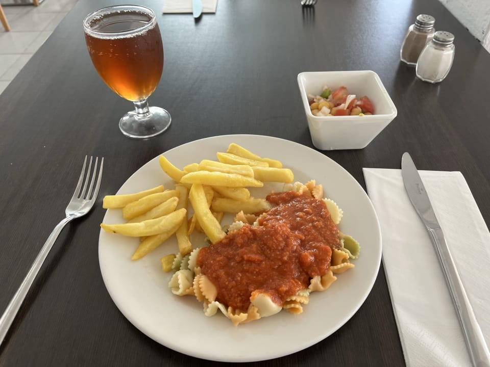 Gastro Gavimar Ariel Chico Club & Resort