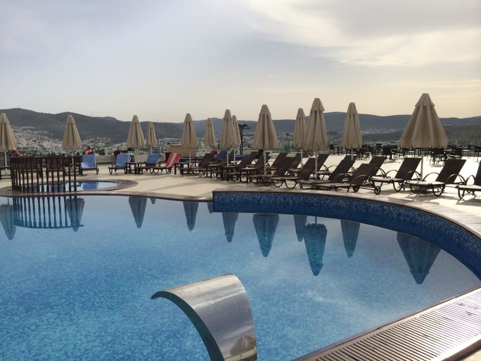 Klein aber sehr sauber Royal Arena Resort & Spa