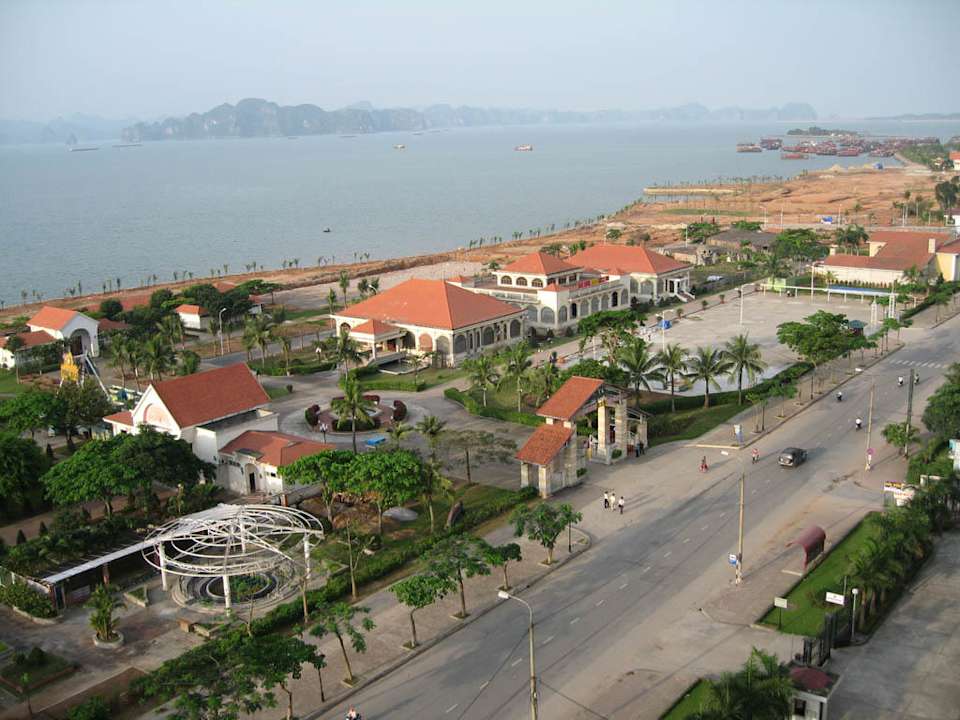 Aussicht aus dem 10. Stock Hotel Halong Pearl
