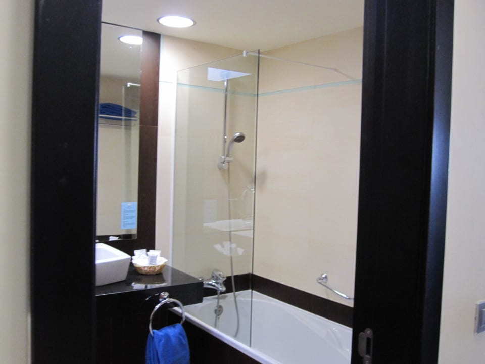 Modern renoviertes Badezimmer Hotel Las Costas