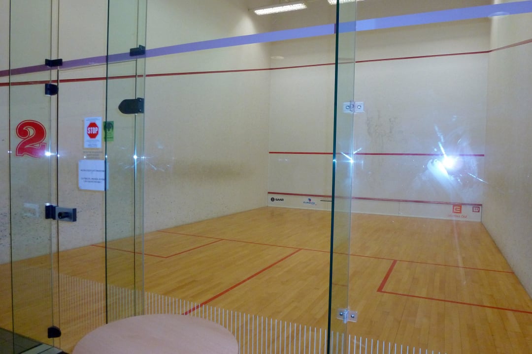 Eine der 4 Squashhallen Hotel Cechie Praha