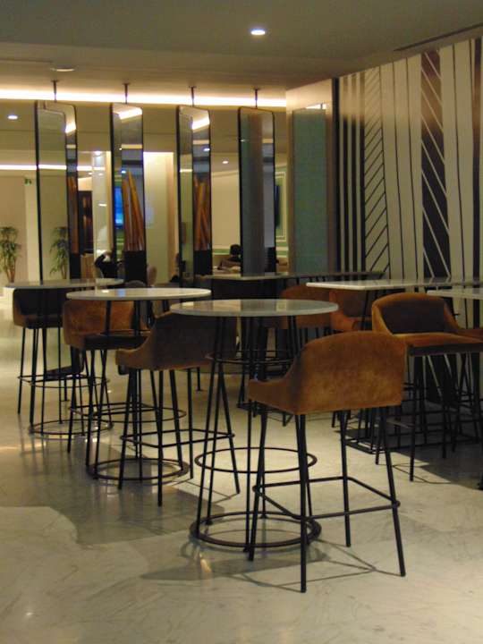 Gastro Hotel Golden Tulip El Mechtel