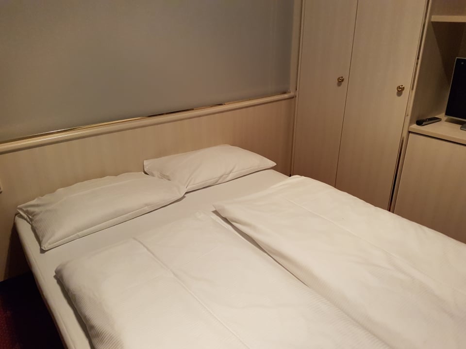 Zimmer Berlin Plaza Hotel