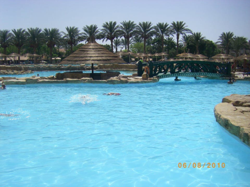 Poollandschaft (hinten) Beach Albatros Resort