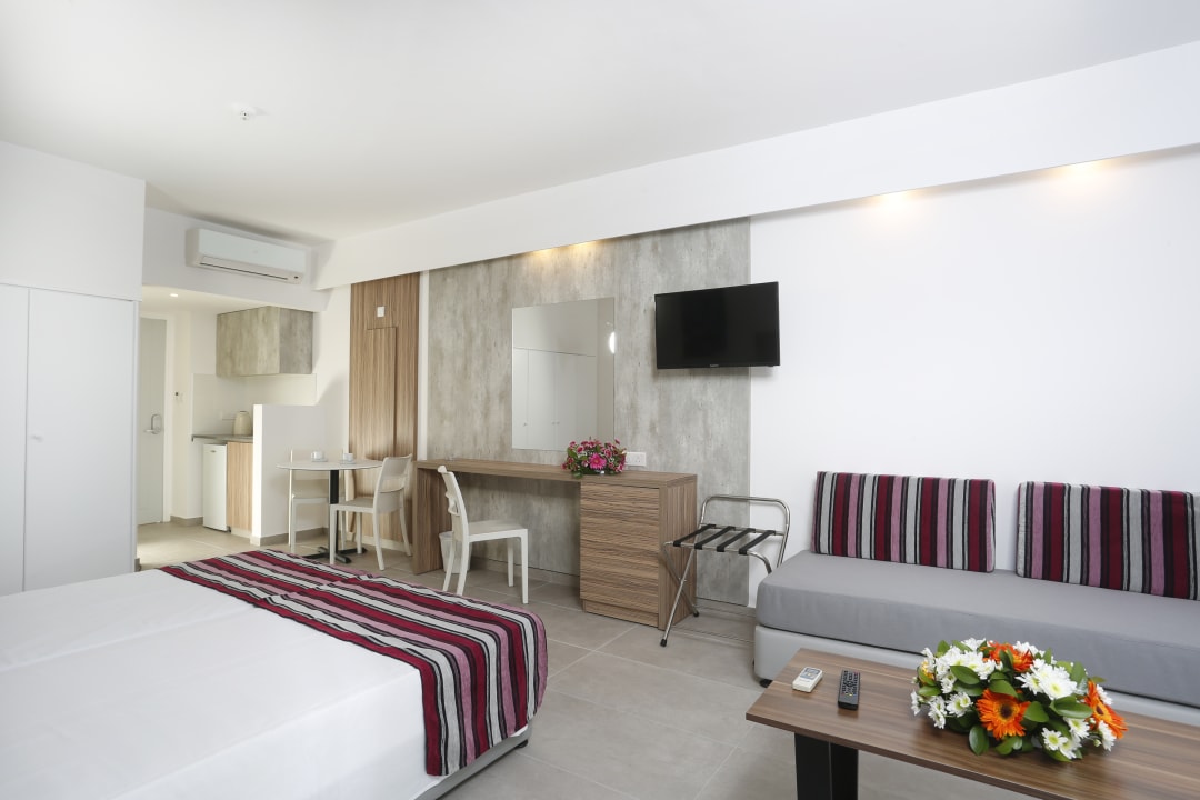 Zimmer Aqua Sol Water Park Resort