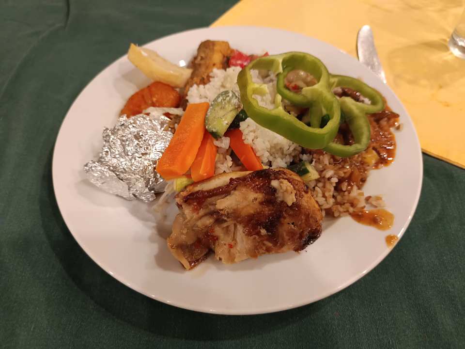 Gastro Eagles Paradise Abu Soma