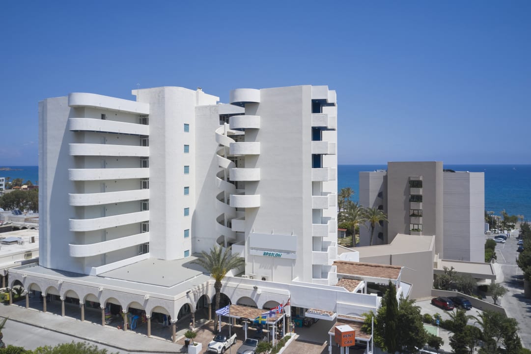 Außenansicht Epsilon Hotel Apartments