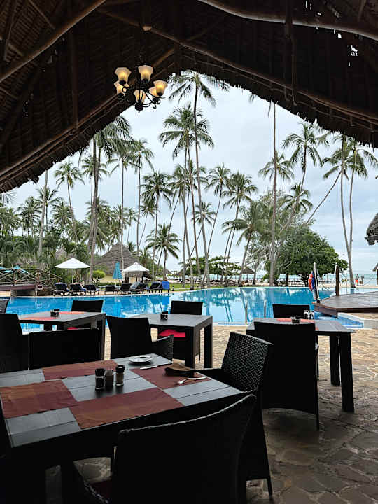 Pool Ocean Paradise Resort & Spa