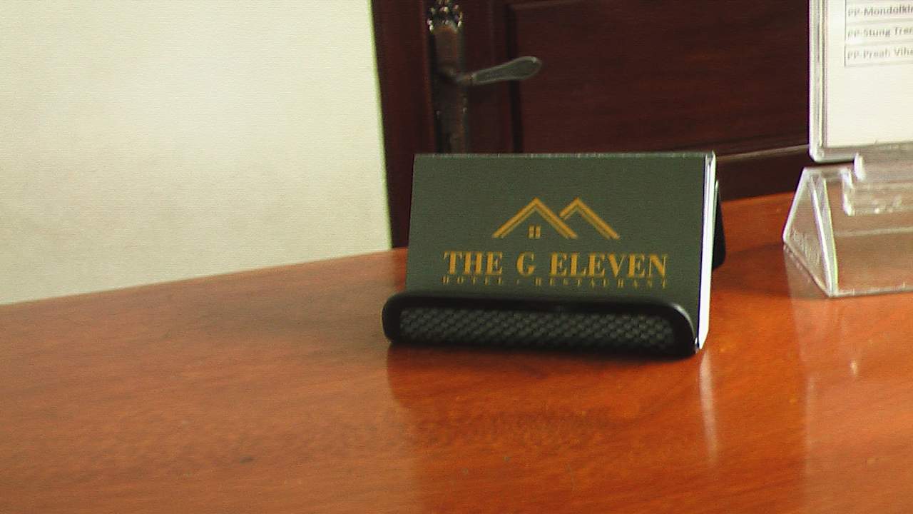 Rezeption - Visitenkarten  G Eleven Hotel