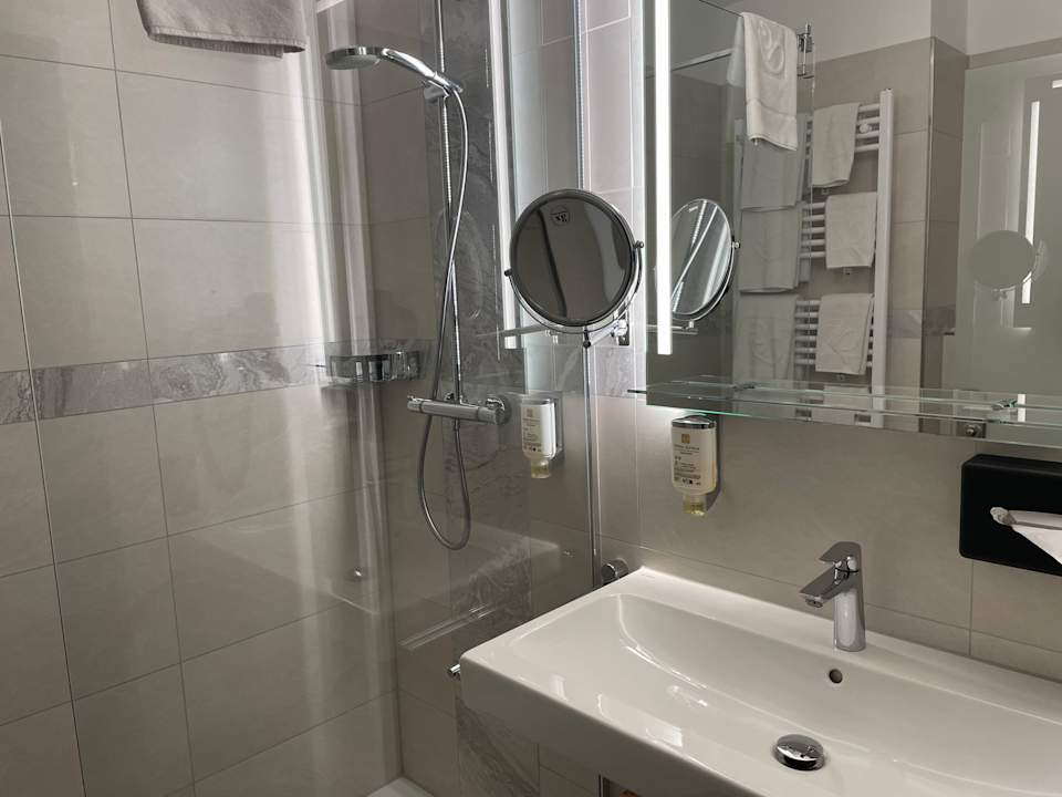 Zimmer Göbel's Seehotel Diemelsee