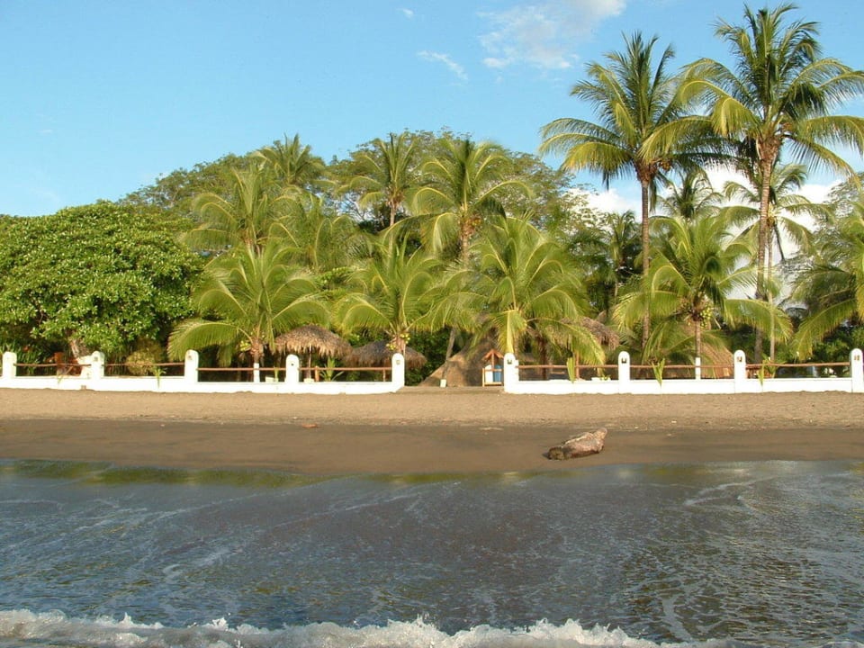 Beachfront Hotel Bahia del Sol