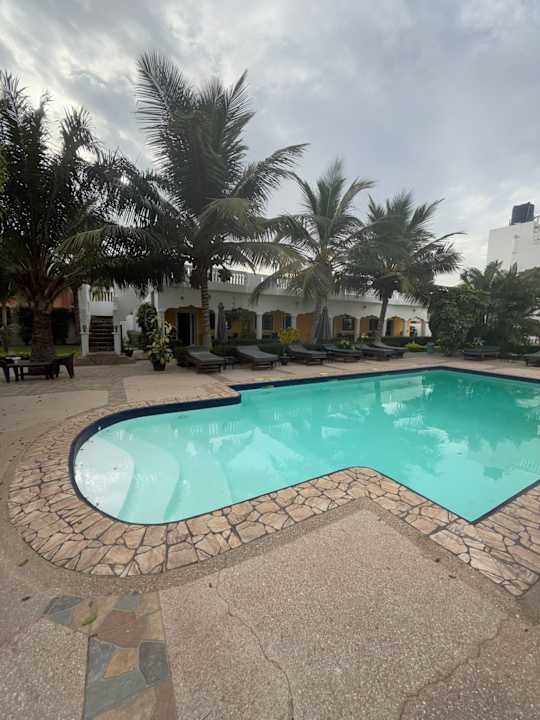 Pool Dulaa Deema Residence Brufut Heights