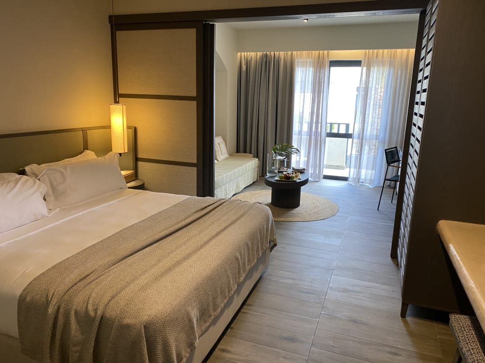 Zimmer Numo Ierapetra Beach Resort Crete, Curio Collection by Hilton