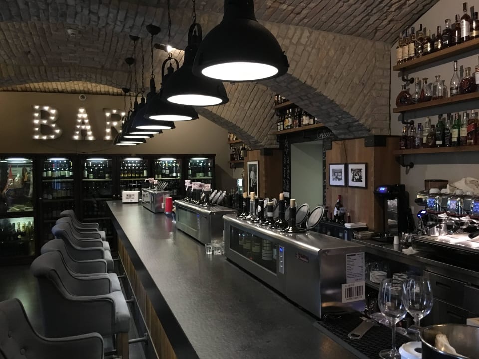 Weinbar Loft Hotel Bratislava