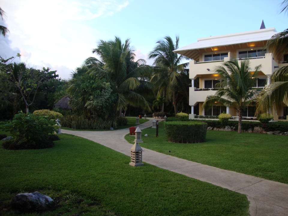 Tropische Gartenanlage Iberostar Waves Paraiso del Mar