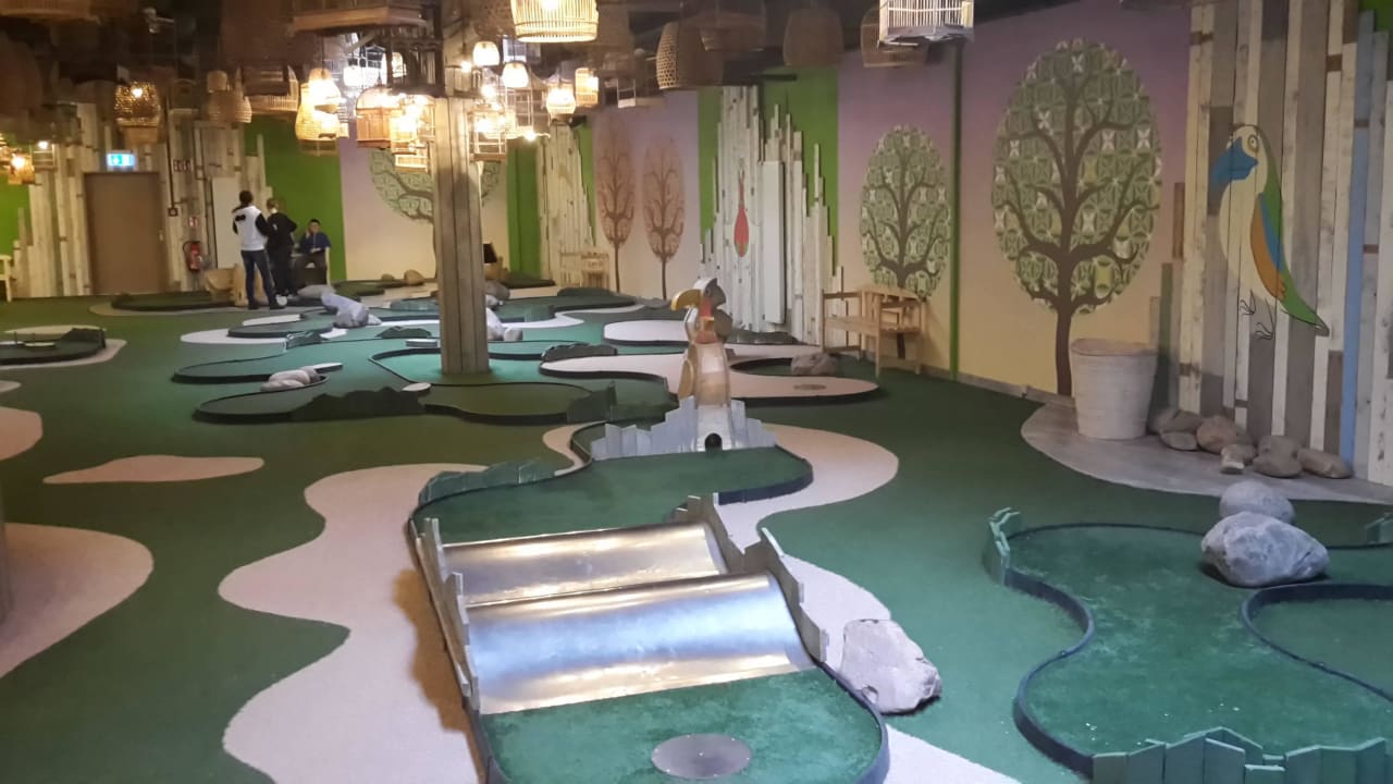 Indoor Minigolf Center Parcs Park Bostalsee