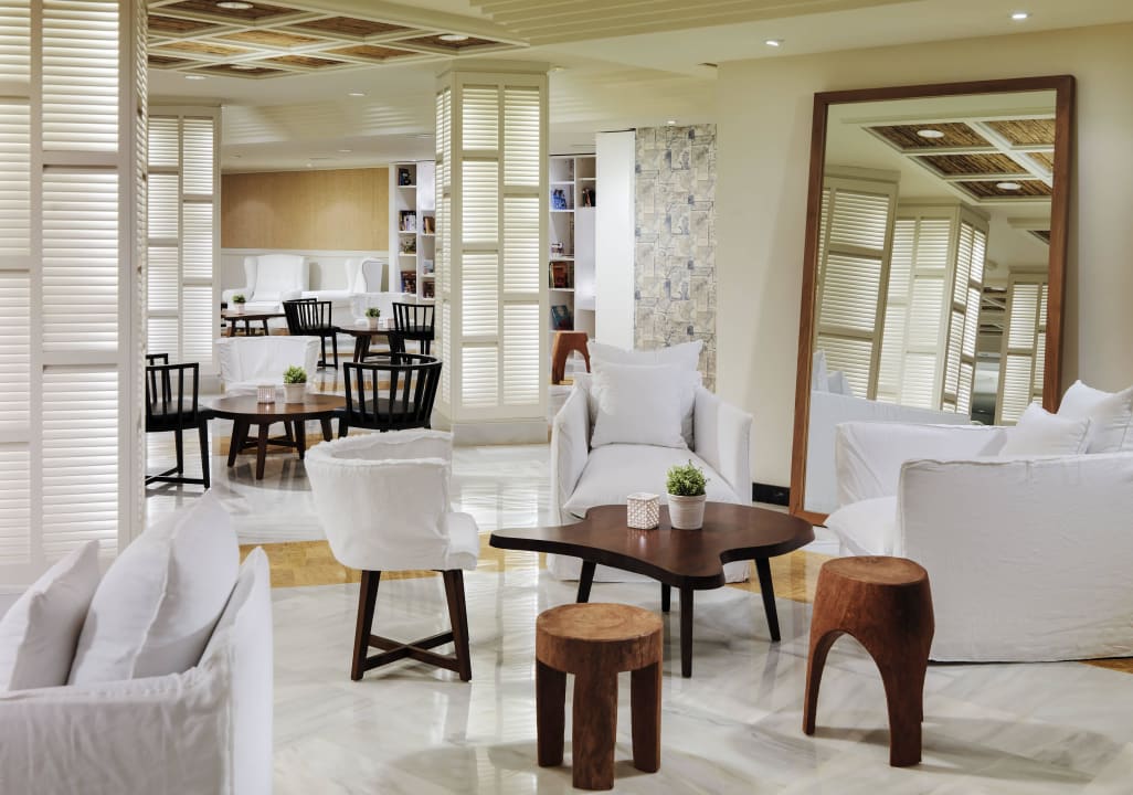 Lobby Boutique Hotel H10 Blue Mar