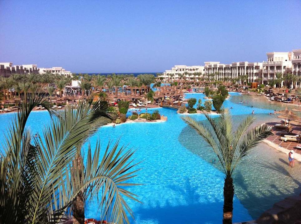 Poolanlage Pickalbatros Palace Resort