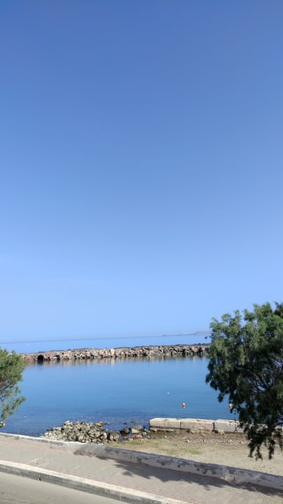 Strand Hotel Aphrodite Beach Club