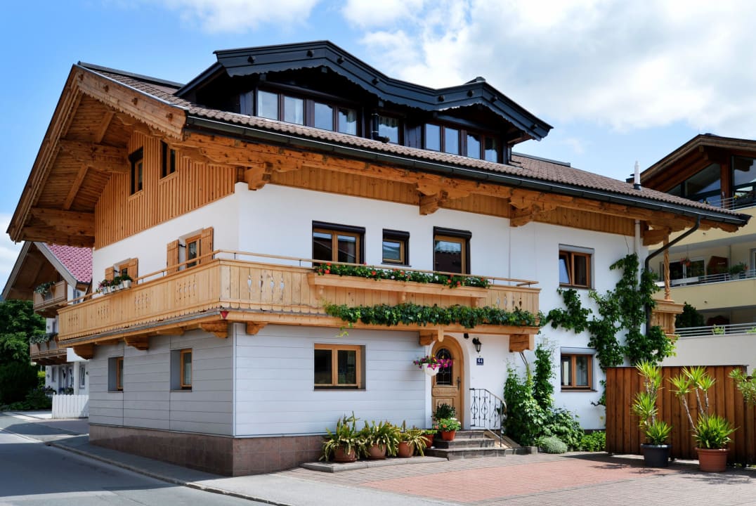 Haus Tiefenbacher Haus Tiefenbacher