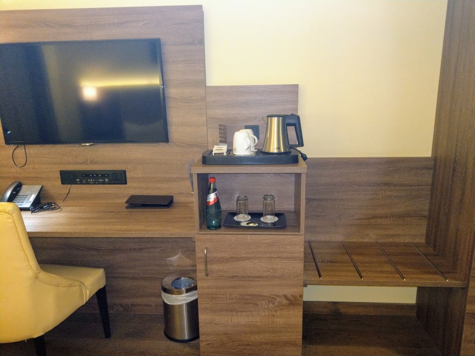 Zimmer Naam Hotel & Apartments