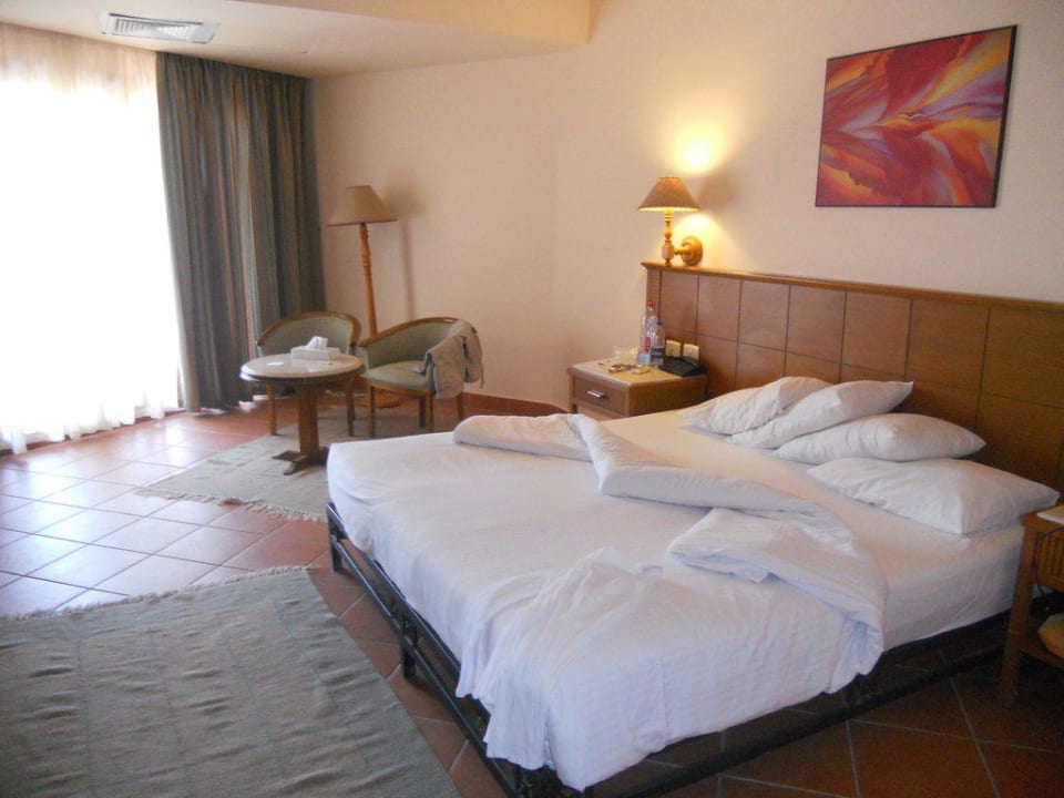 Schlafzimmer Charmillion Gardens Aquapark