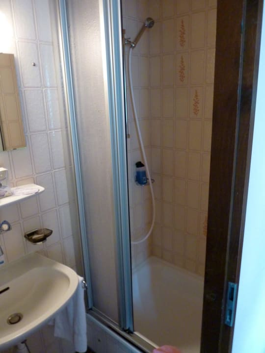 Dusche Hotel Post Hardermannli