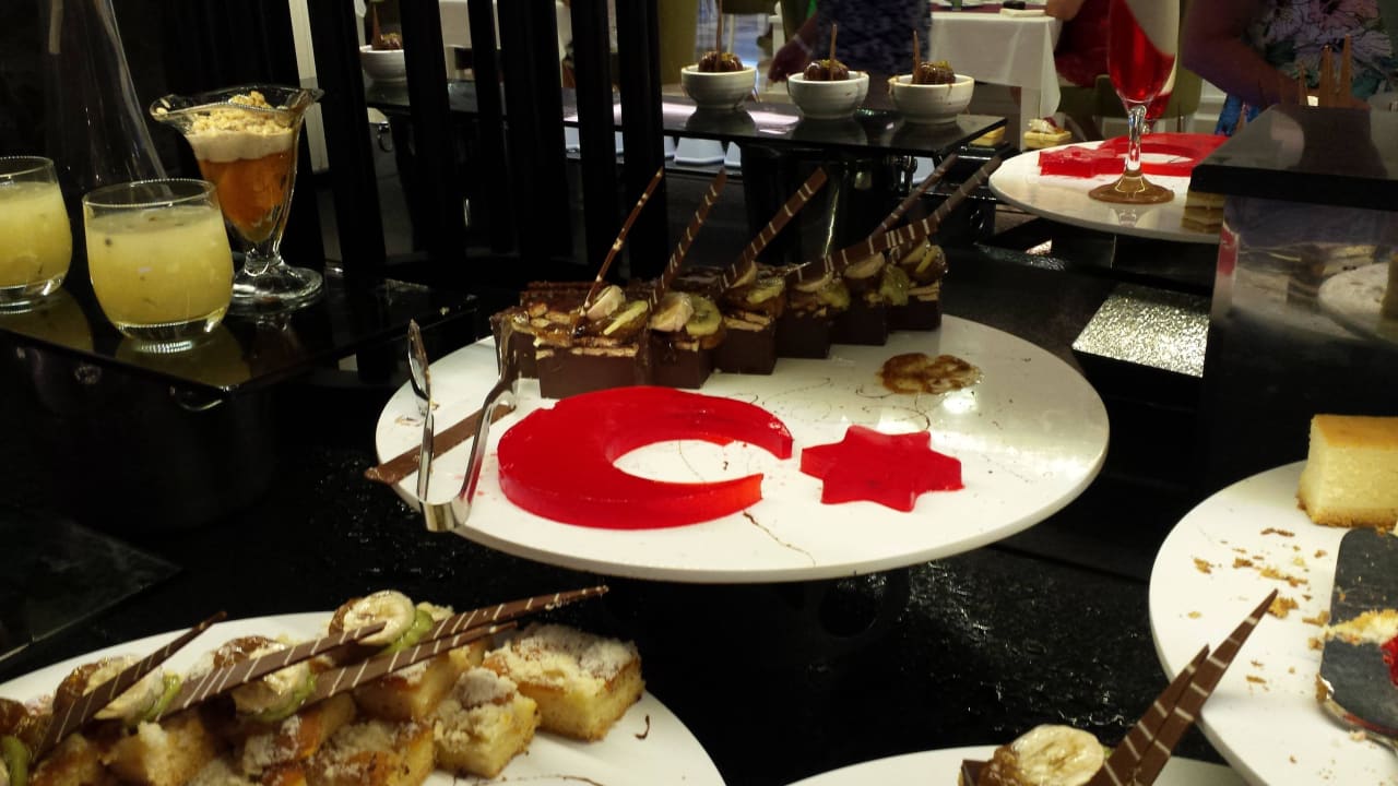 Büffet Mary Hotel Side