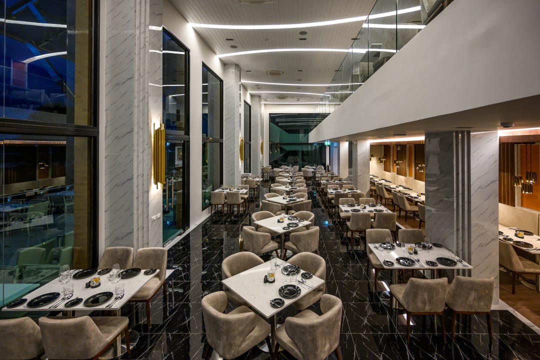 Gastro Mida Grande Resort Phuket Official Account