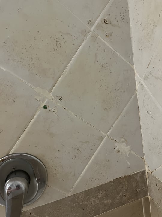 Zimmer Bliss Nada Beach Resort