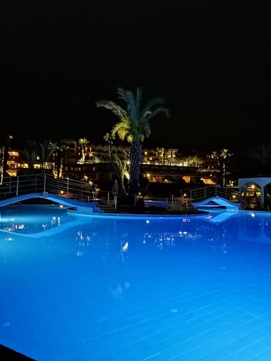 Pool Kresten Palace Hotel