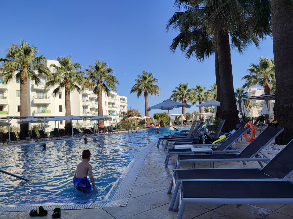 Pool allsun App.-Hotel Orient Beach