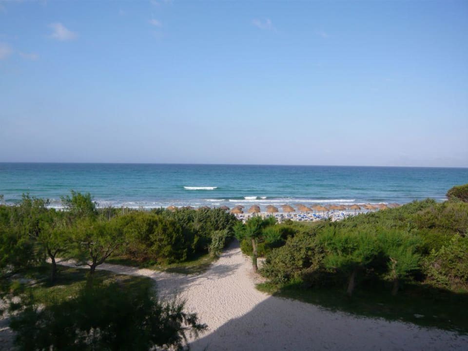 Naturstrand vor dem Hotel Iberostar Selection Albufera Park