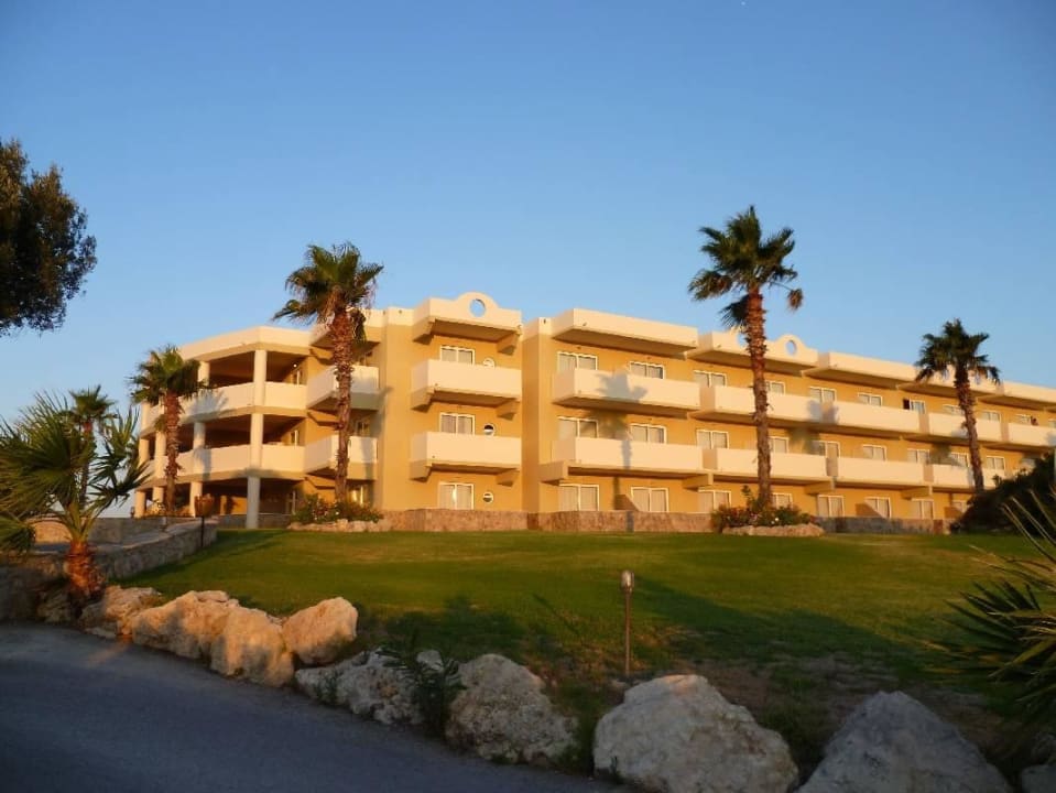 Zimmer gab es reichlich Hotel Kalithea Horizon Royal