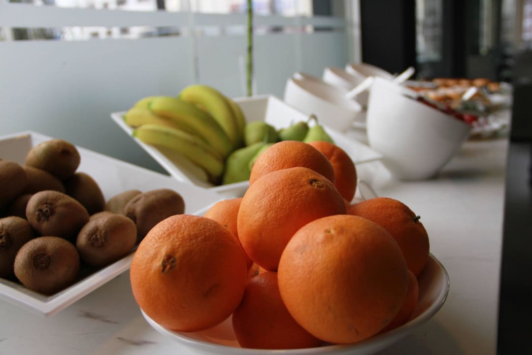 Restaurant buffet The Rise Hotel