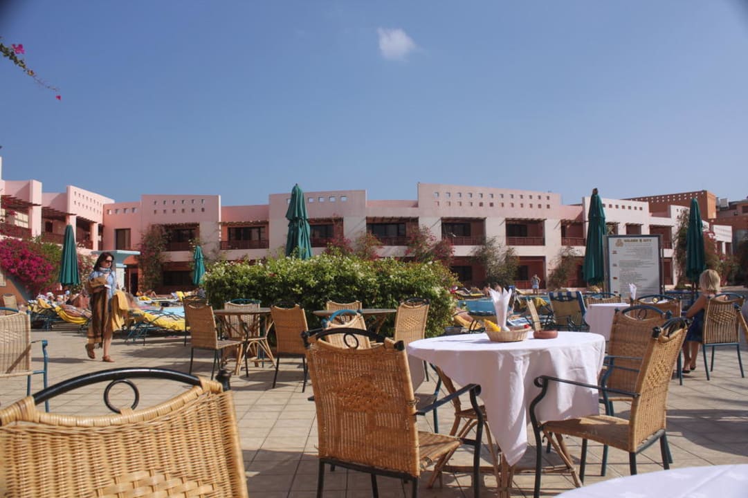 Am Pool Blend Club Aqua Resort