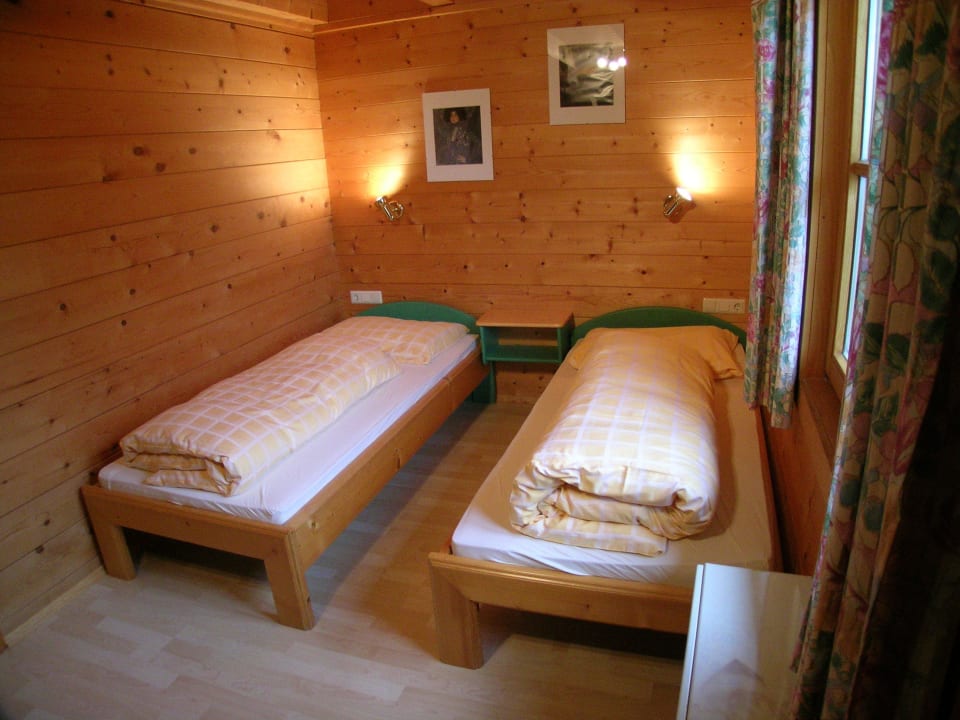 Zimmer im Erdgeschoss Appartement Fichte