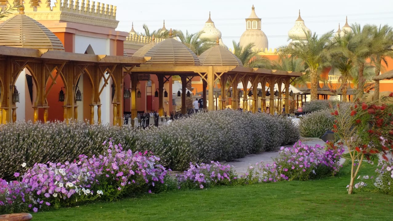 Wunderschöne Gartenanlage Pickalbatros Alf Leila Wa Leila Resort - Neverland Hurghada