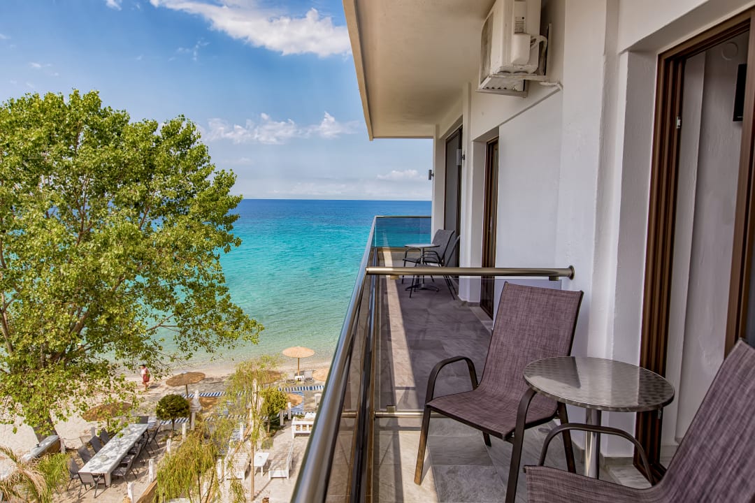 Zimmer Greek Pride Seafront Hotel