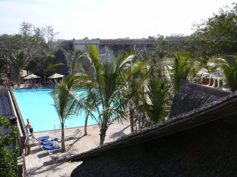 Blick zum Pool Baobab Beach Resort & Spa
