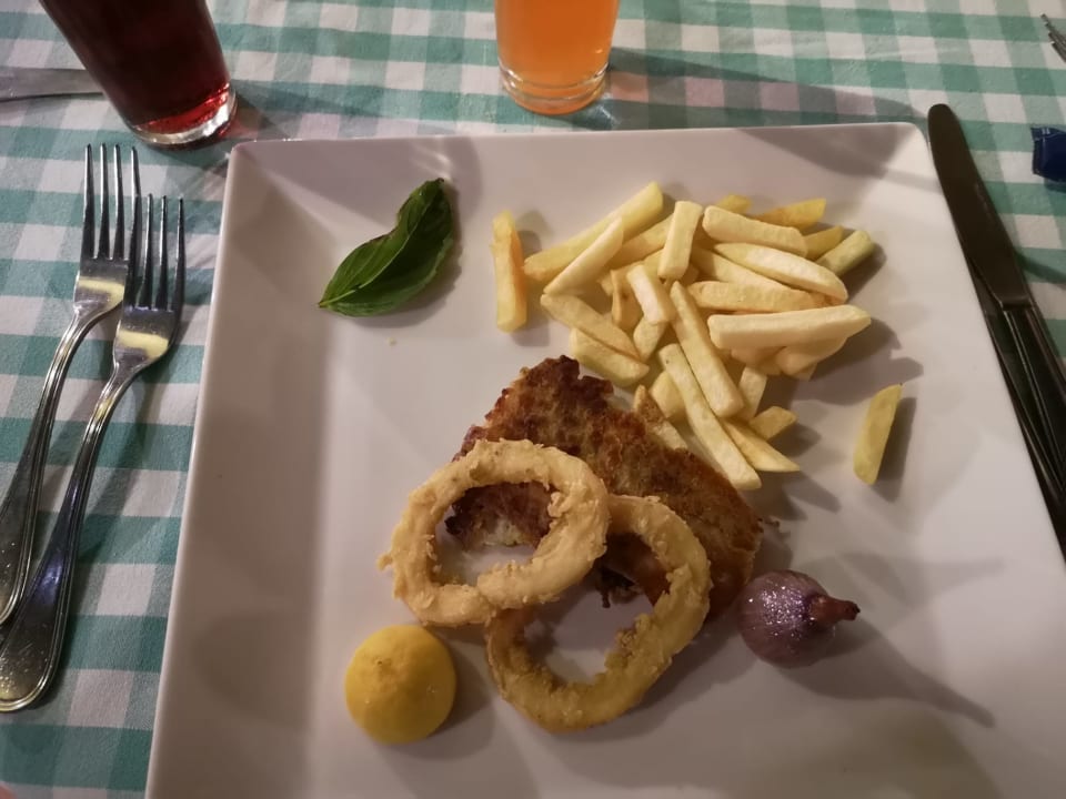 Gastro Three Corners Sea Beach Resort