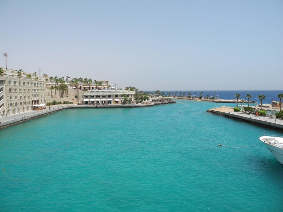 Hafen bei Tag Pickalbatros Citadel Resort