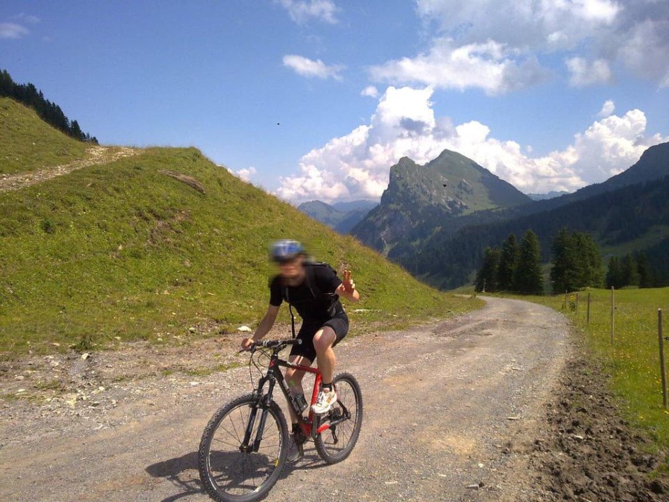 Mountainbiketour mit dem Hotelchef Alpen Hotel Post