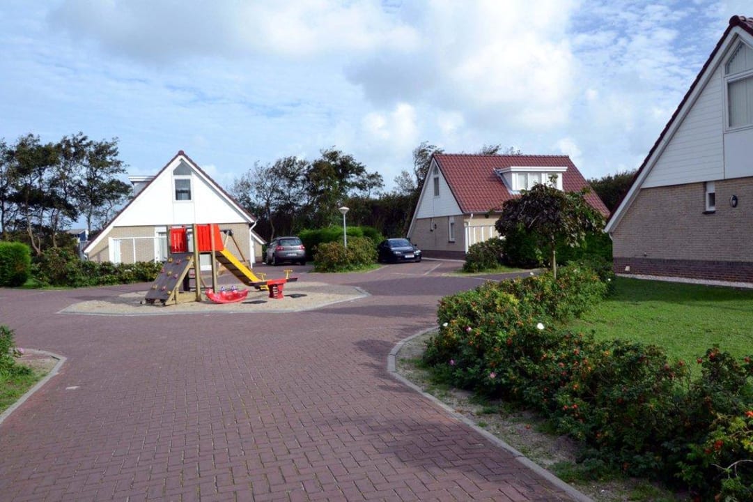 Parkmitte Ferienhäuser Villahof Tessel