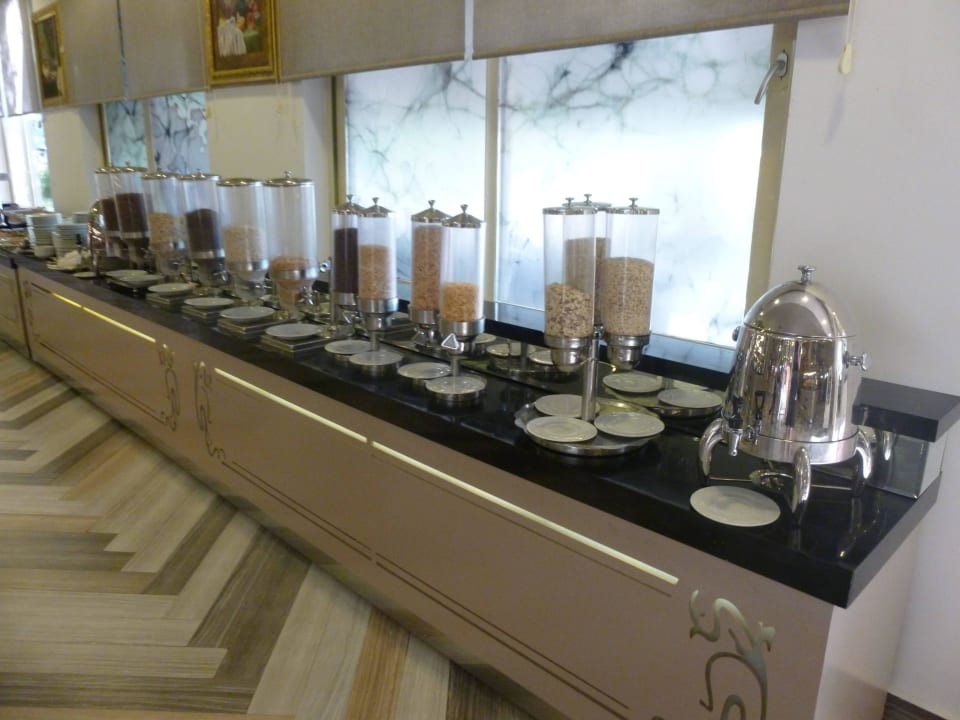 Petit déjeune 2015 Hotel Delphin Diva