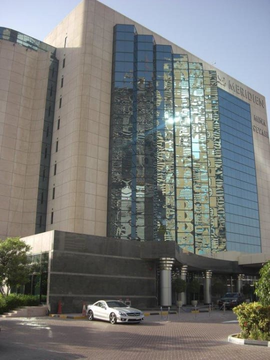 Hotel Le Meridien Mina Seyahi Beach Resort & Waterpark