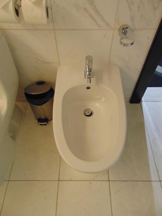 Zimmer InterContinental Luanda Miramar by IHG