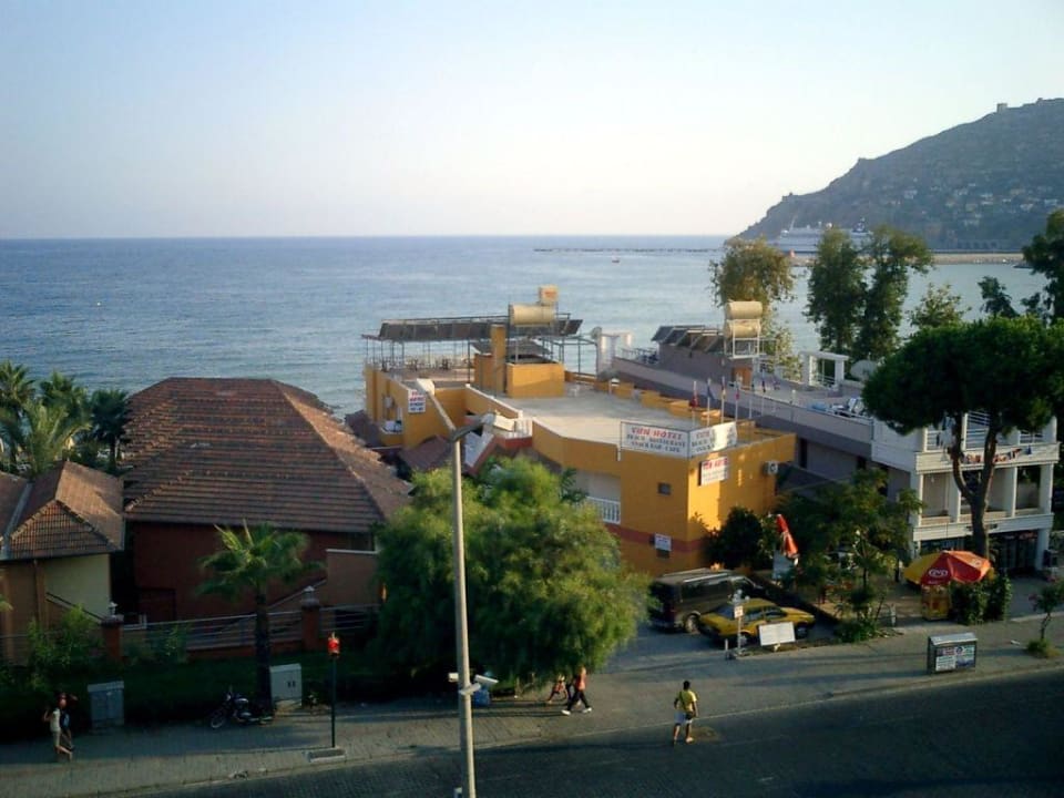 Büyük Hotel Büyük Hotel