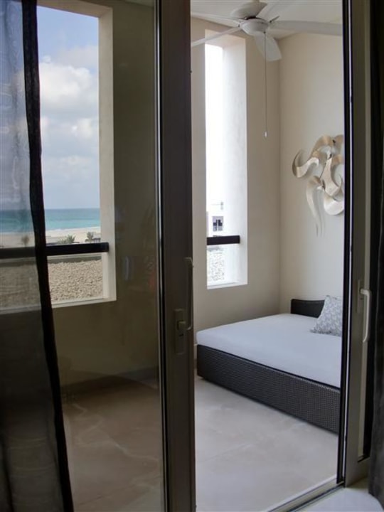 Balkon Park Hyatt Abu Dhabi Hotel and Villas