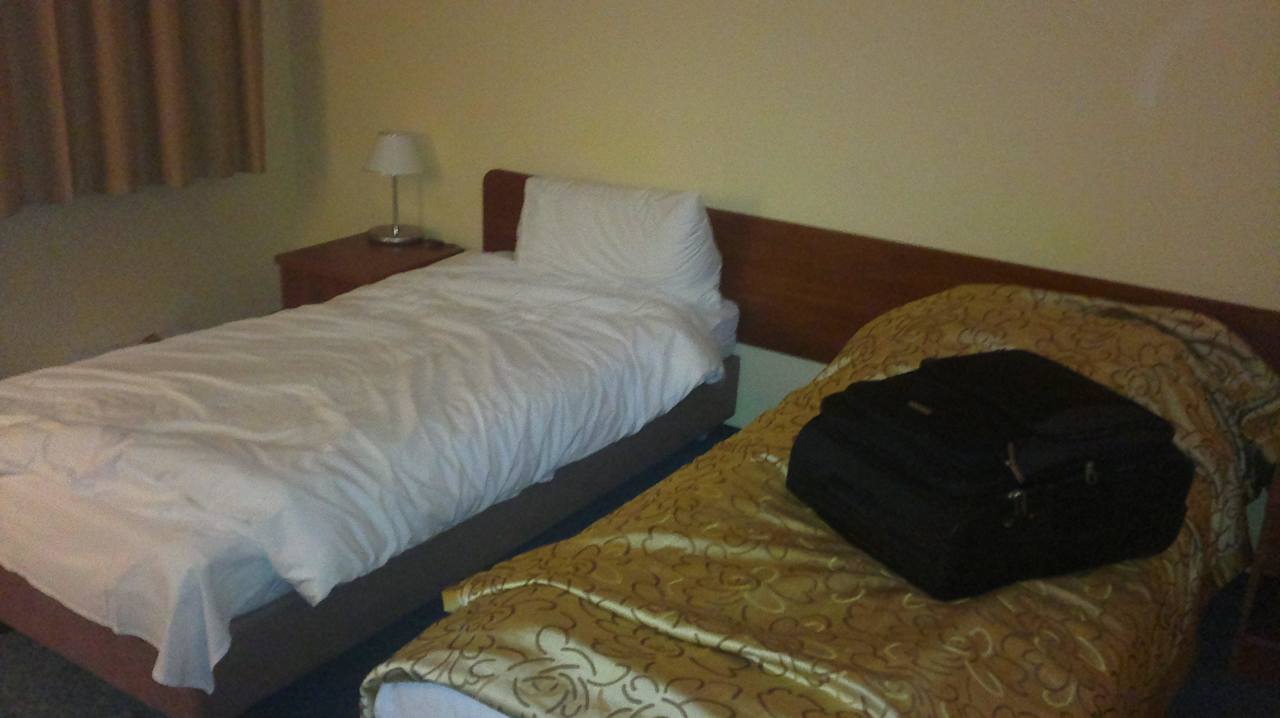 Pokój 2 Sangate Hotel Airport